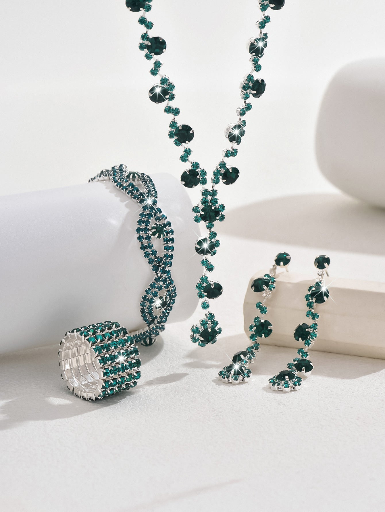 Parure Cristal Élégance ISLAB™ – Collier, Bracelet & Boucles Luxe Soirée