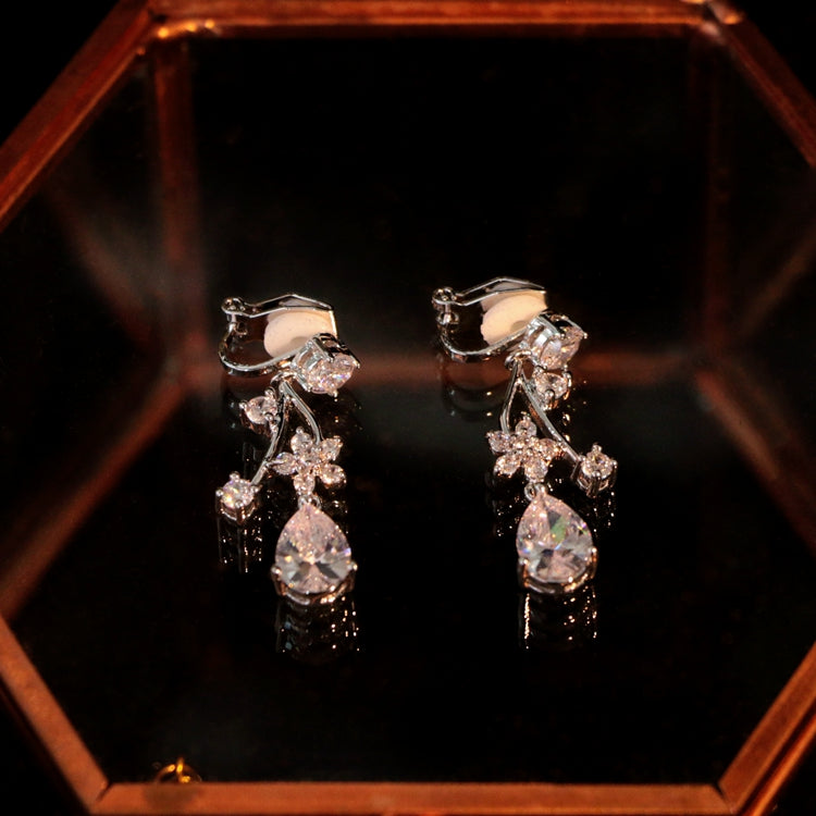 Parure Élégance Cristal ISLAB™ – Collier & Boucles d’Oreilles Luxe Soirée