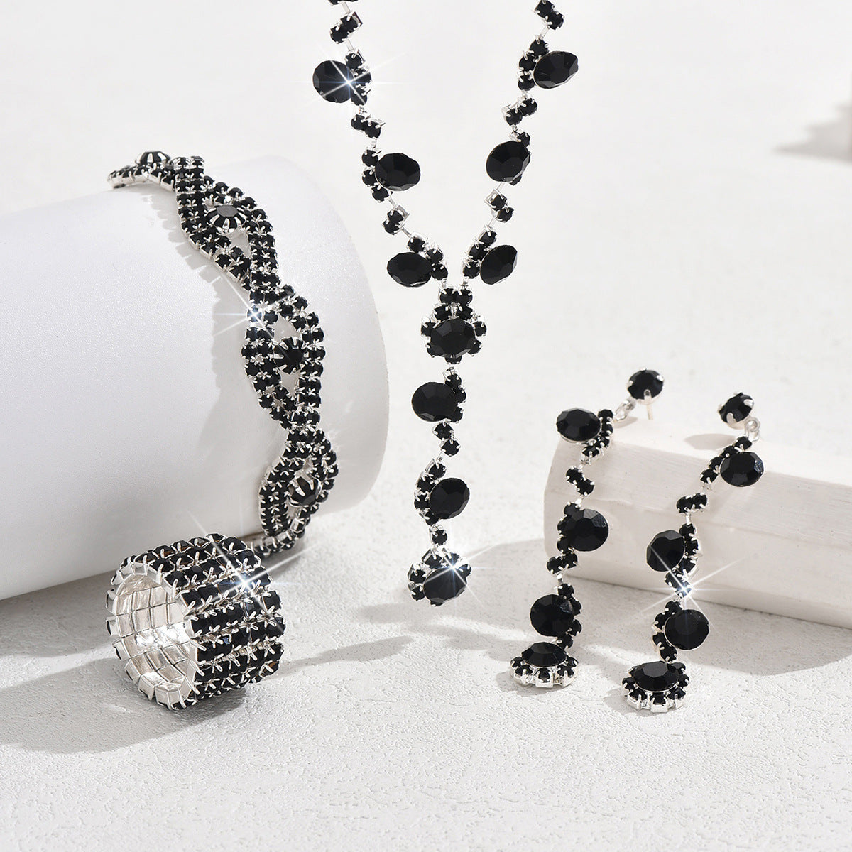 Parure Cristal Élégance ISLAB™ – Collier, Bracelet & Boucles Luxe Soirée